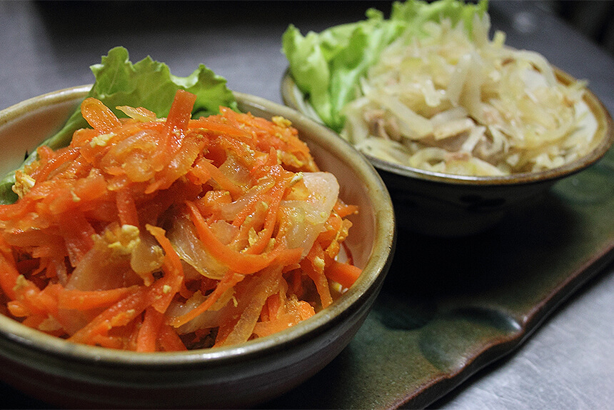 “胡蘿蔔屁股”和“青木瓜”那霸市的石嶺食堂